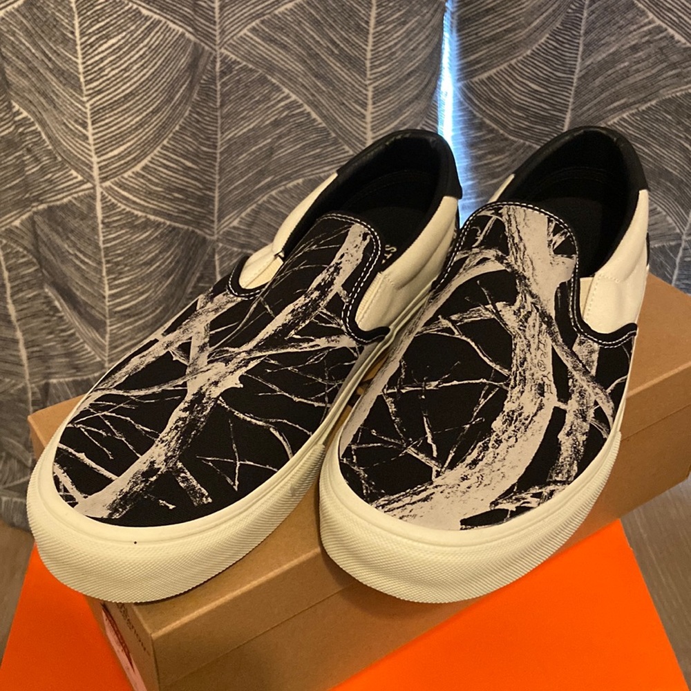 Men’s Straye Ventura slip-on in Tree Camo. Size 13 NWT